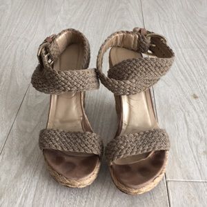 Stuart Weitzman Alex Swamp wedge sandals size 9